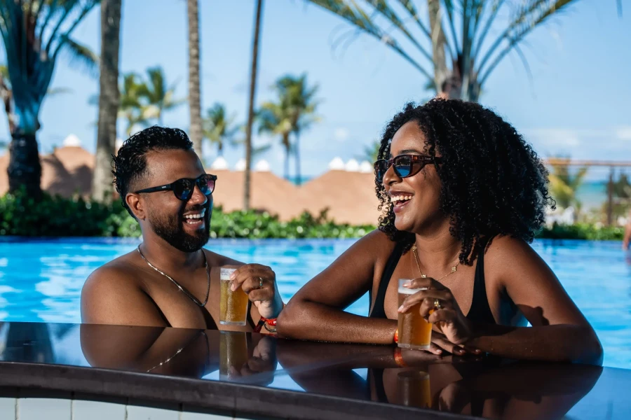 Bar na Beira da Piscina | Resort All Inclusive