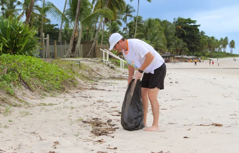 Imagem sobre Limpeza de Praia