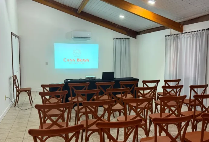 Imagem da Sala Tieta Frontal