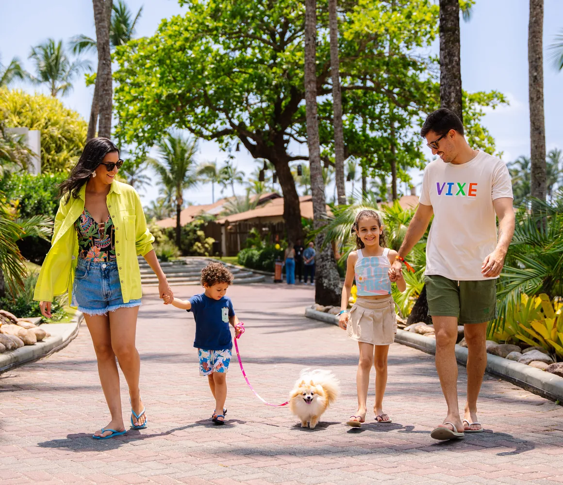 Família passeando no Cana Brava